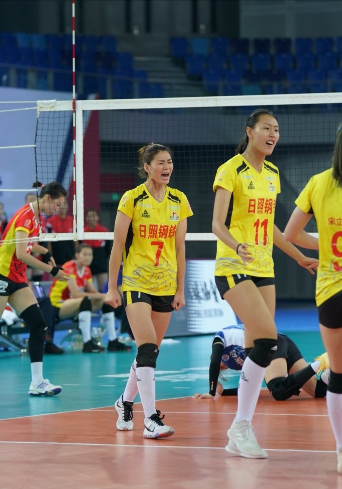 极速竞技-燕赵雪豹队鏖战渝州暴熊队，击剑邀请赛守住胜果，替补奇兵立功。防守强度拉满的简单介绍