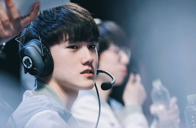 极速竞技-JackeyLove在切尔西比赛中大胜，势不可挡引发热议！的简单介绍